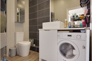 Bedroom One (En-Suite)- click for photo gallery